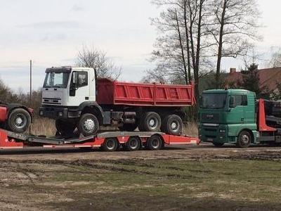 przewóz samochodów cięzarowych tirem